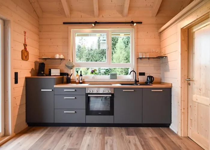 シャレー Panoramahisli 3 *